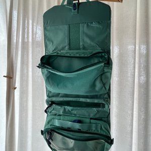 REI TRAVEL POUCH